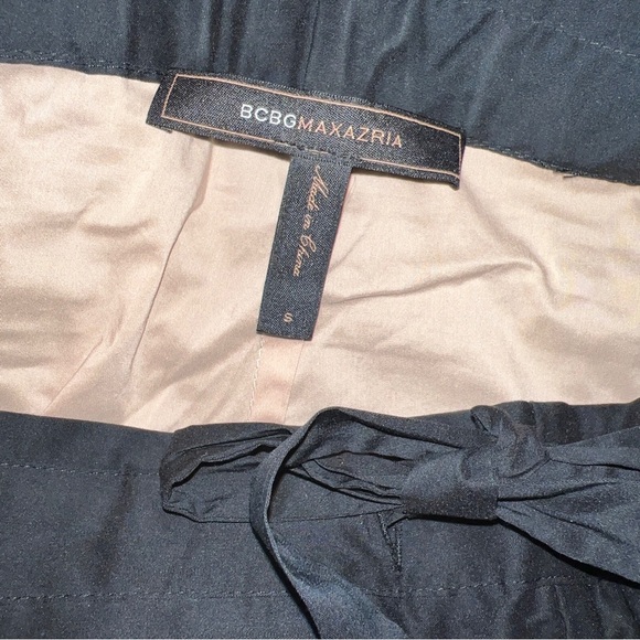 BCBG Max Azria embroidered lace drawstring short shorts S - Picture 10 of 13